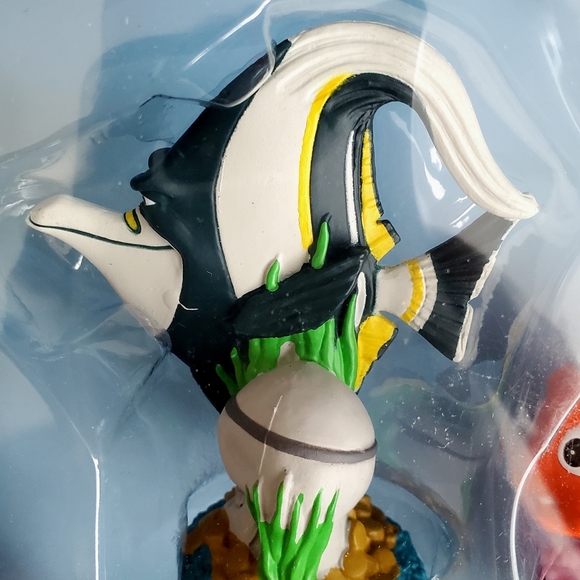 Disney Store Finding Nemo Action Figure Set - Picture 3 of 10